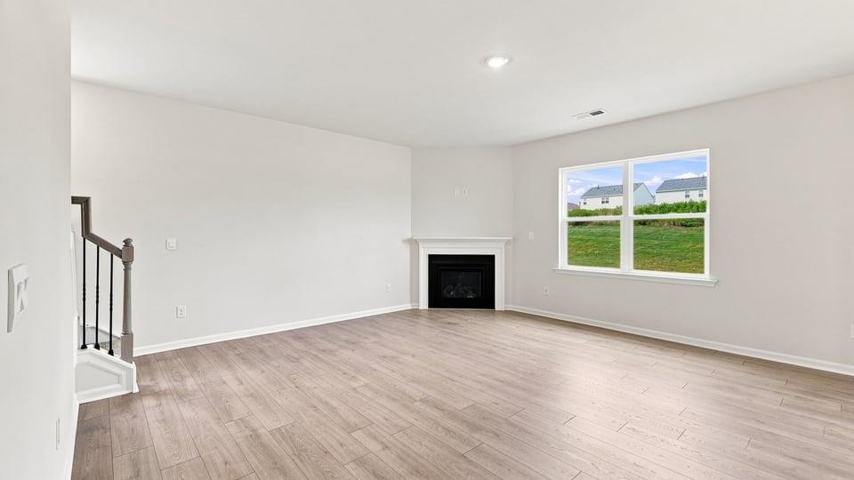 1243 Saginaw Court Property Photo 12