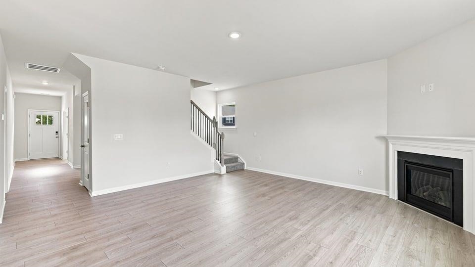 1243 Saginaw Court Property Photo 14