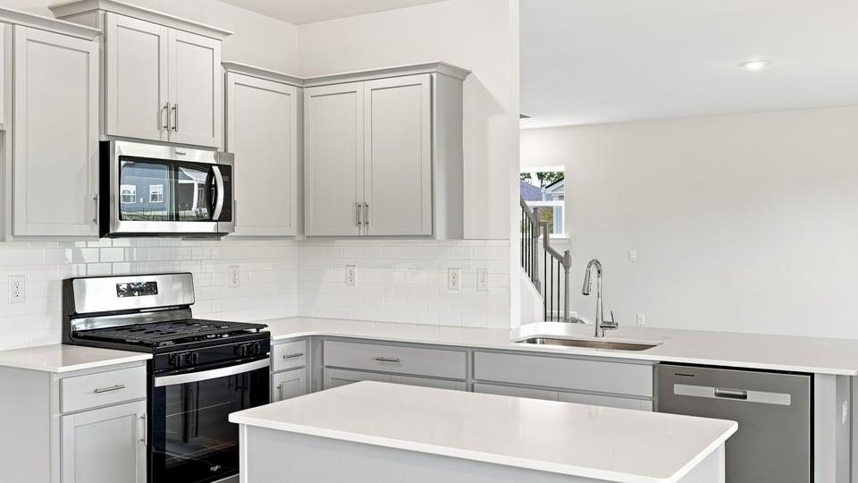 1243 Saginaw Court Property Photo 17