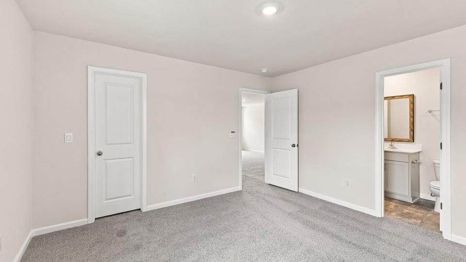 1243 Saginaw Court Property Photo 30