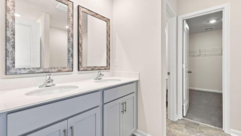 1243 Saginaw Court Property Photo 35