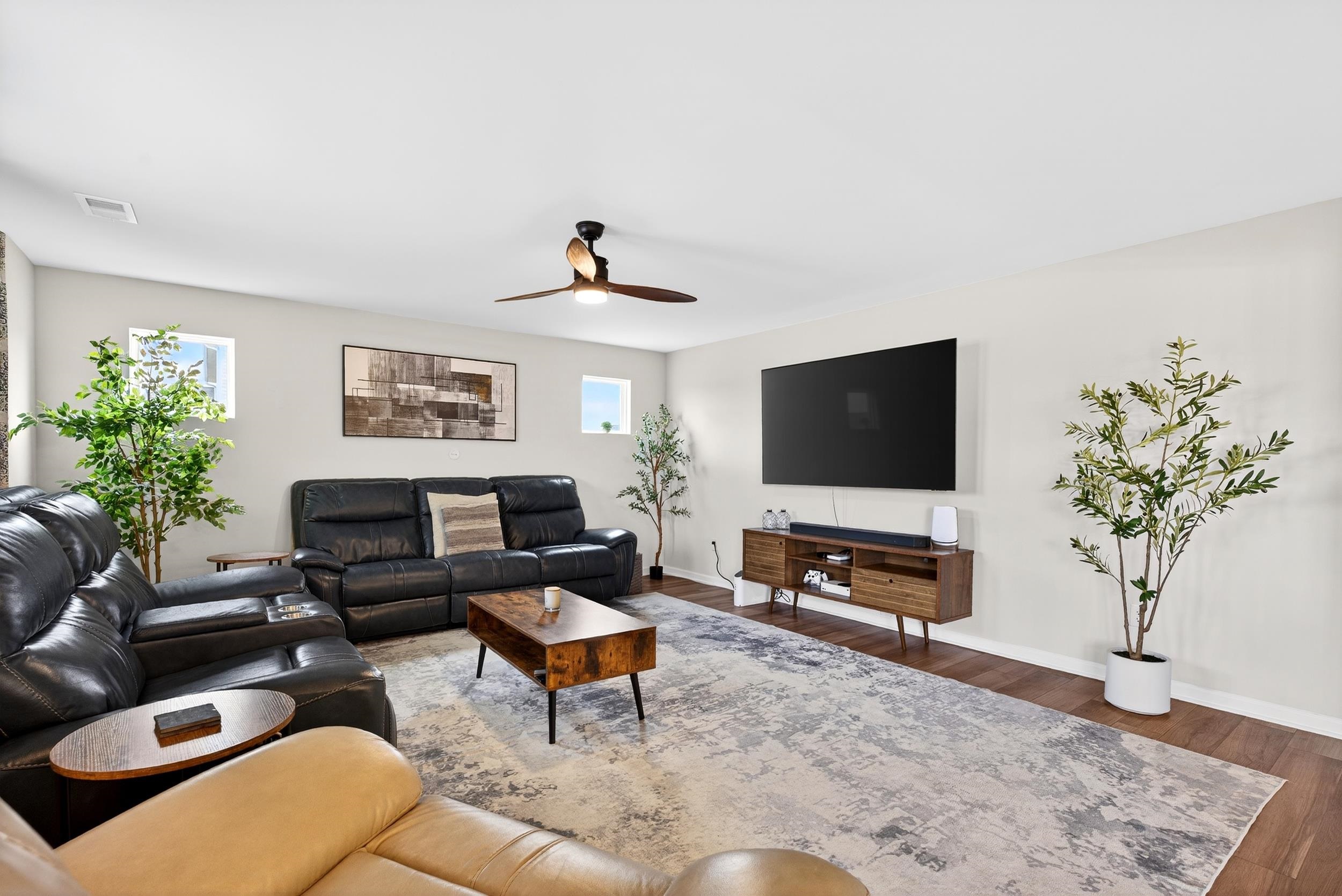 121 Deno Drive Property Photo 8