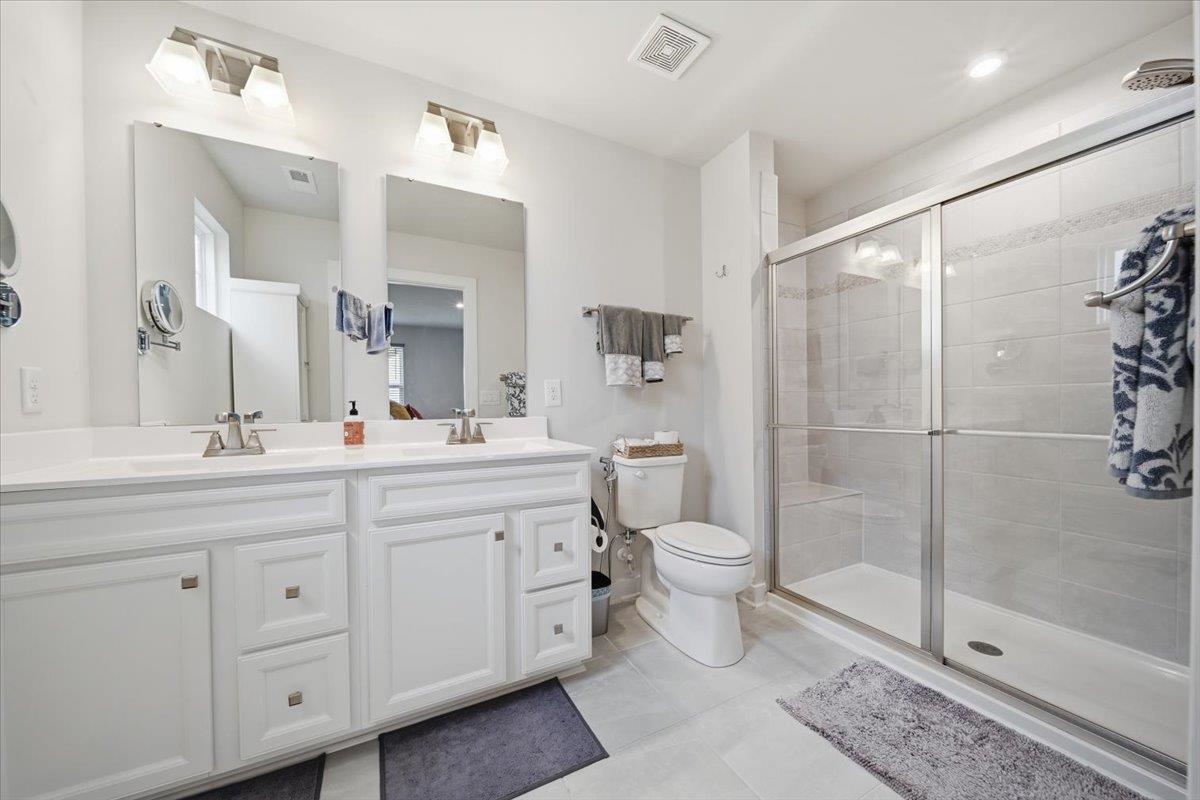 2435 Merrill Way Property Photo 12