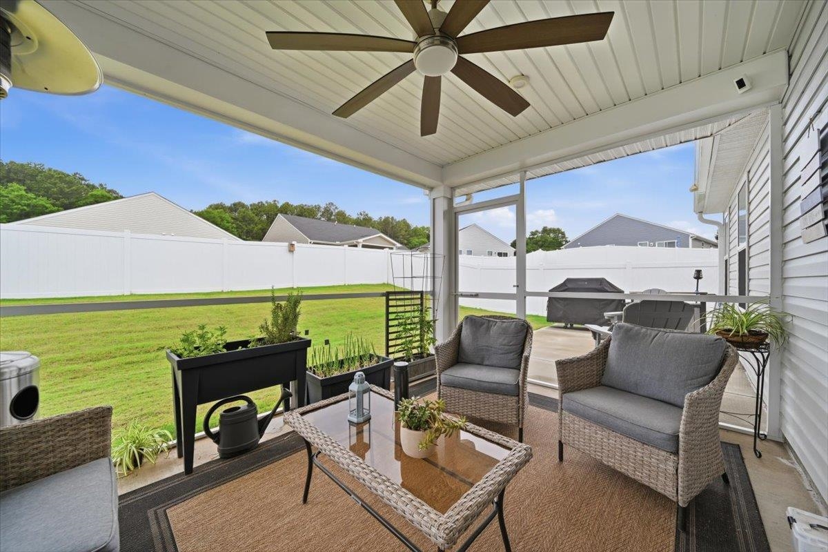 2435 Merrill Way Property Photo 19