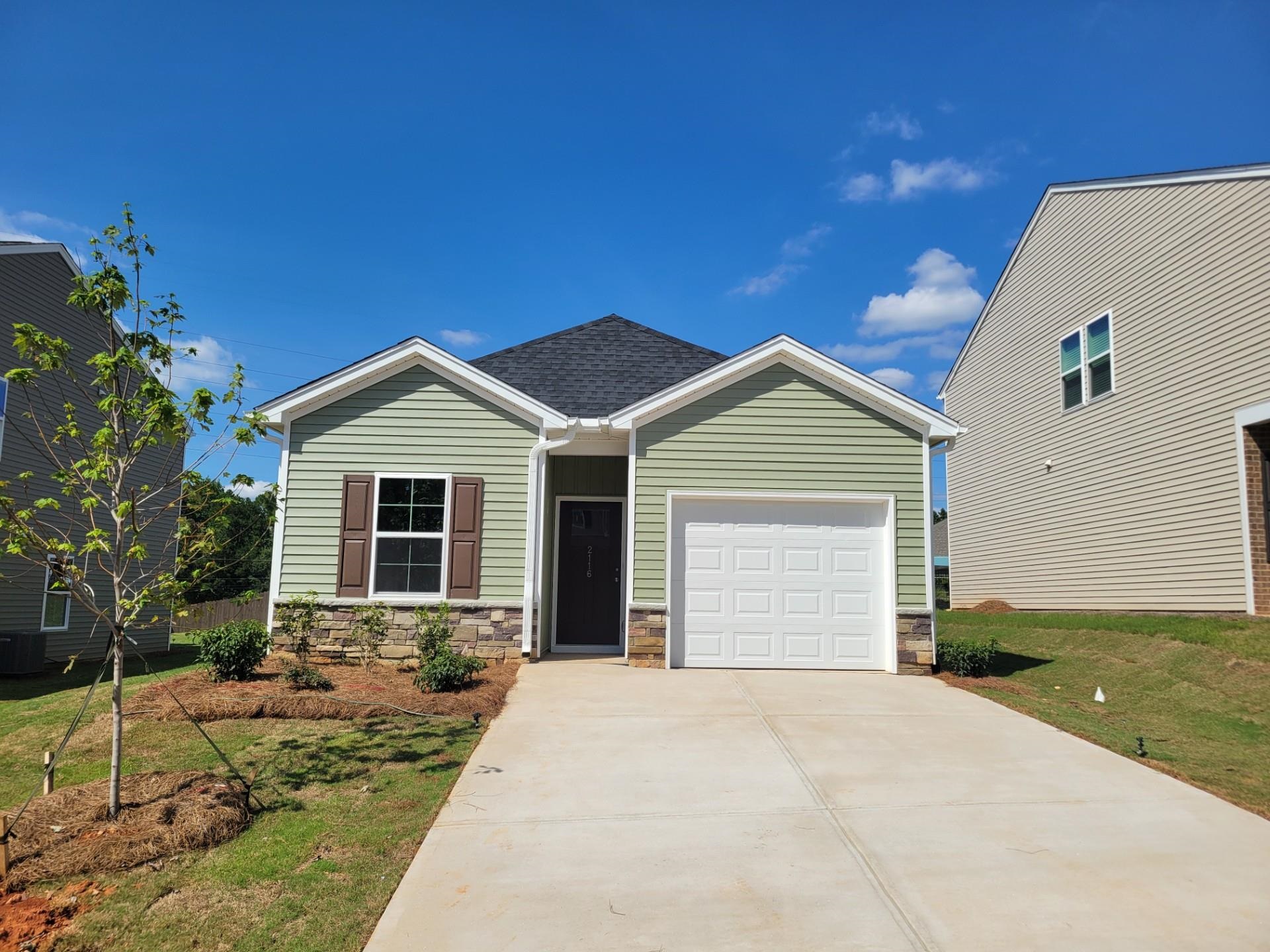 2116 Mayberry Drive Property Photo 1