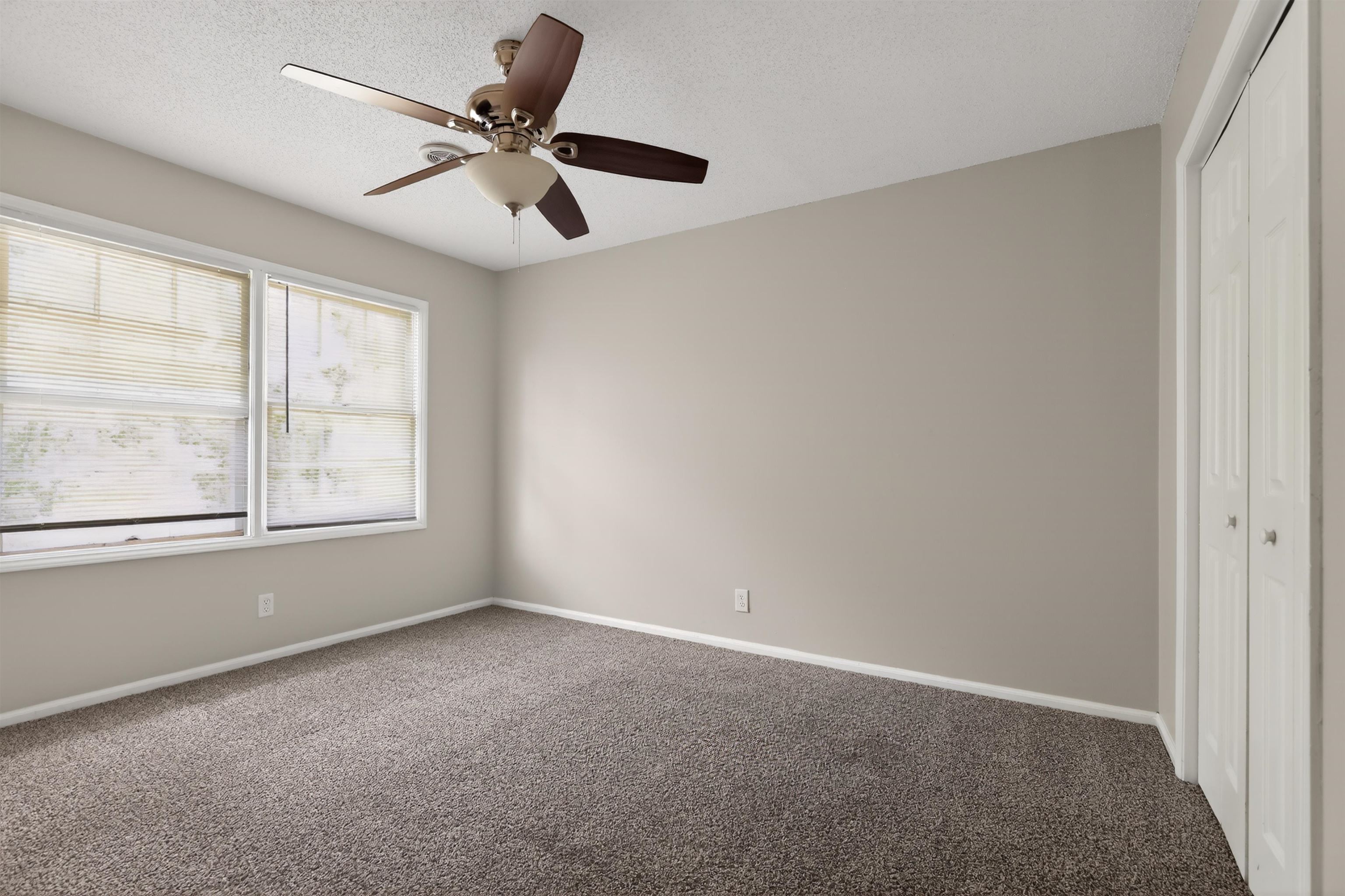 26 Willowood Drive Property Photo 12