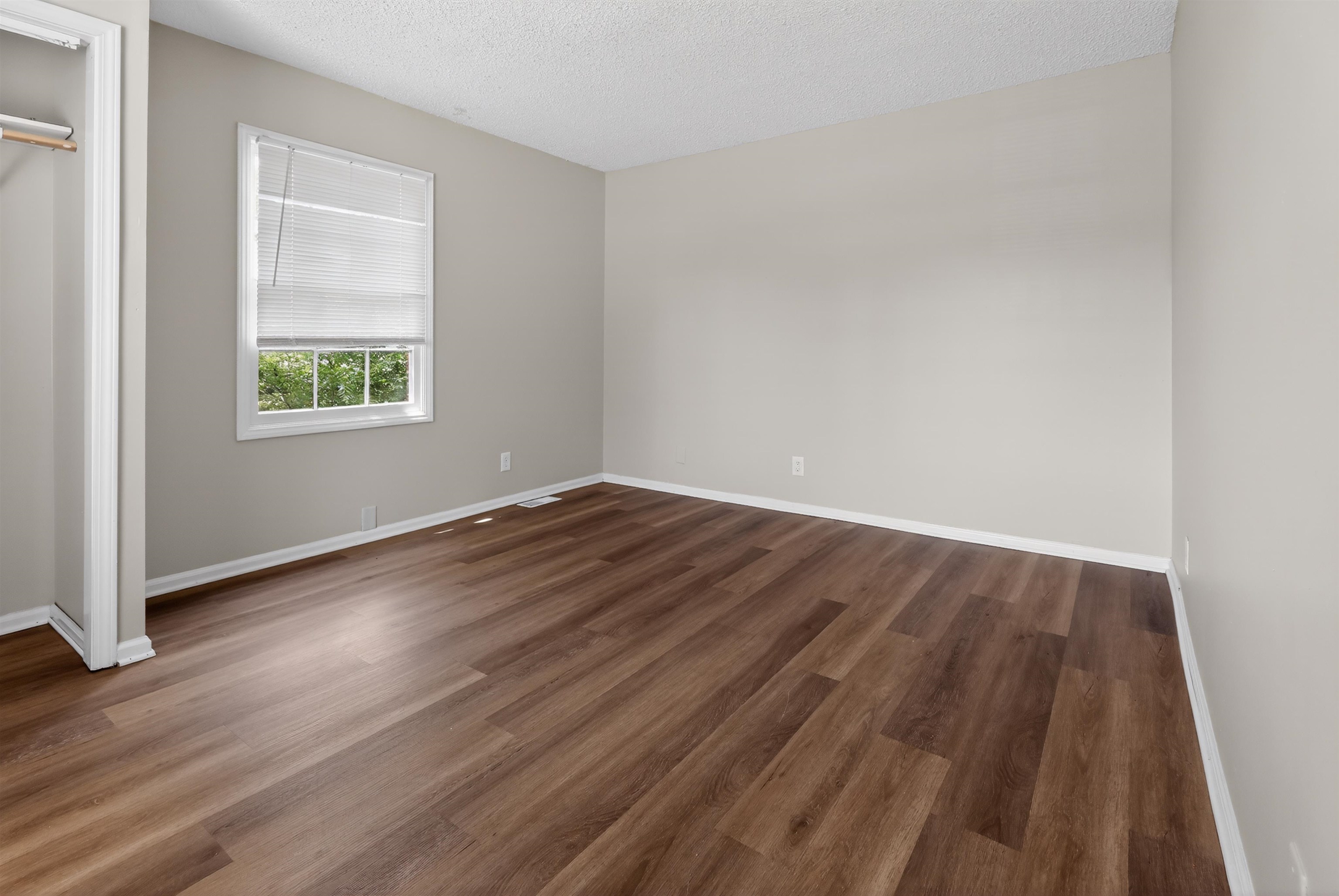 26 Willowood Drive Property Photo 13