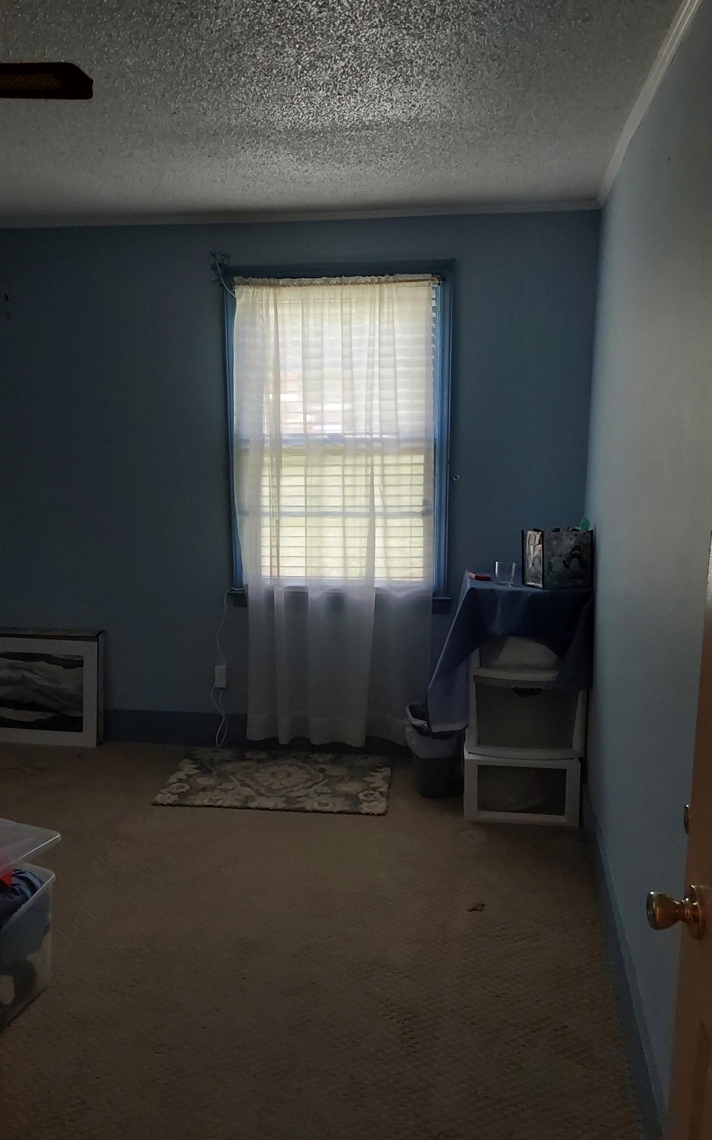 216 W Claremont Street Property Photo 7