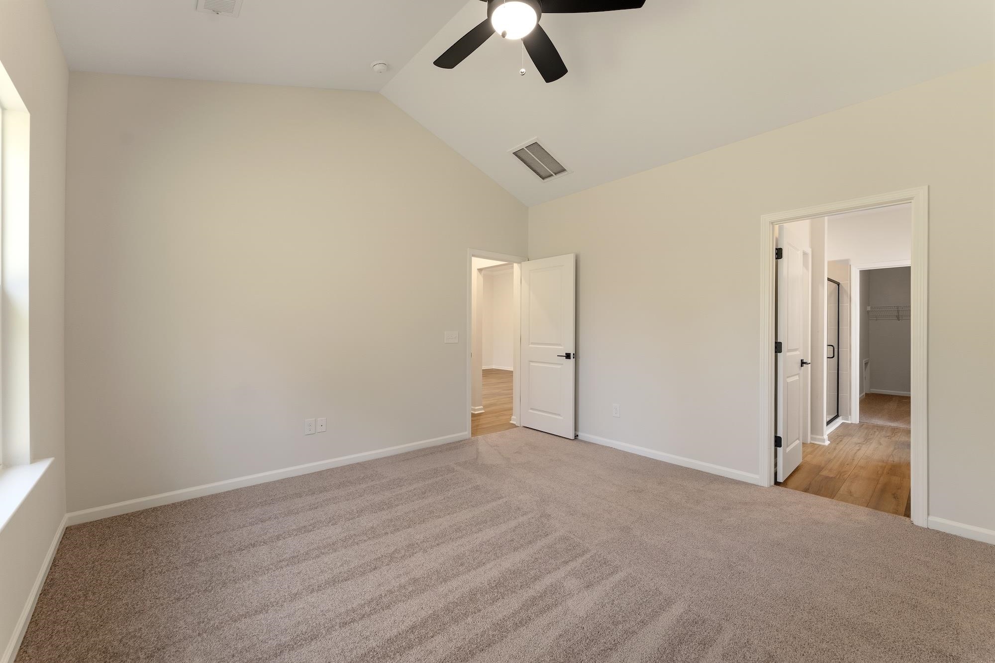 7083 New Horizons Lane Property Photo 9