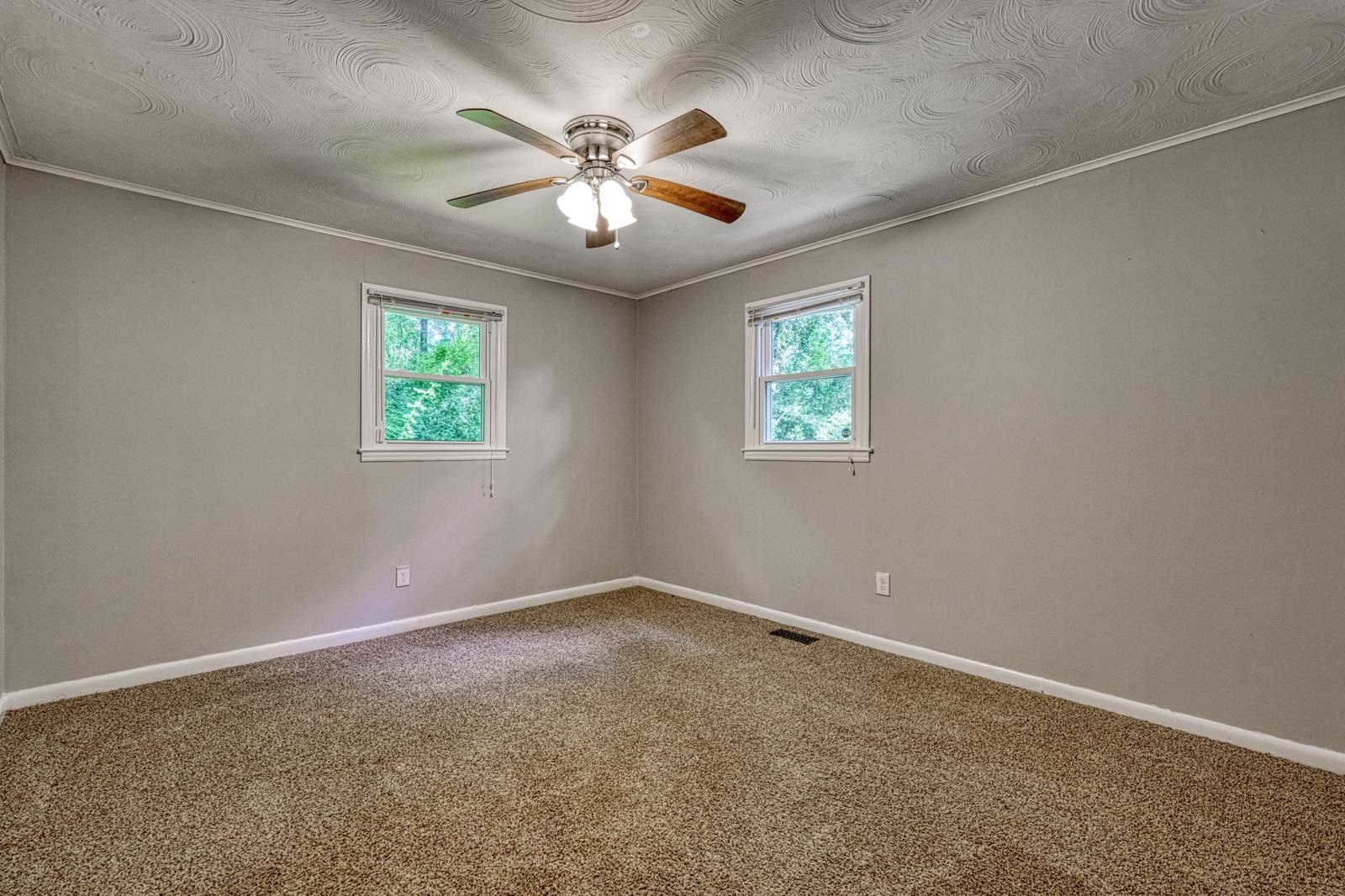 110 Chapman Circle Property Photo 25
