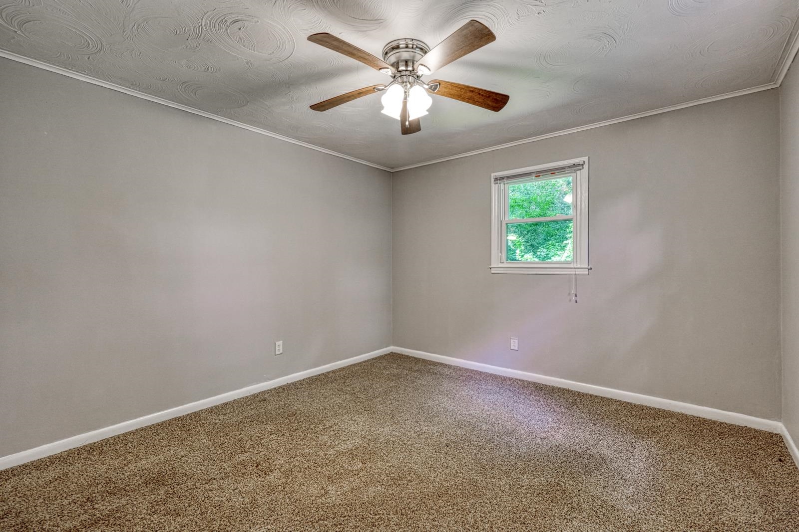 110 Chapman Circle Property Photo 27