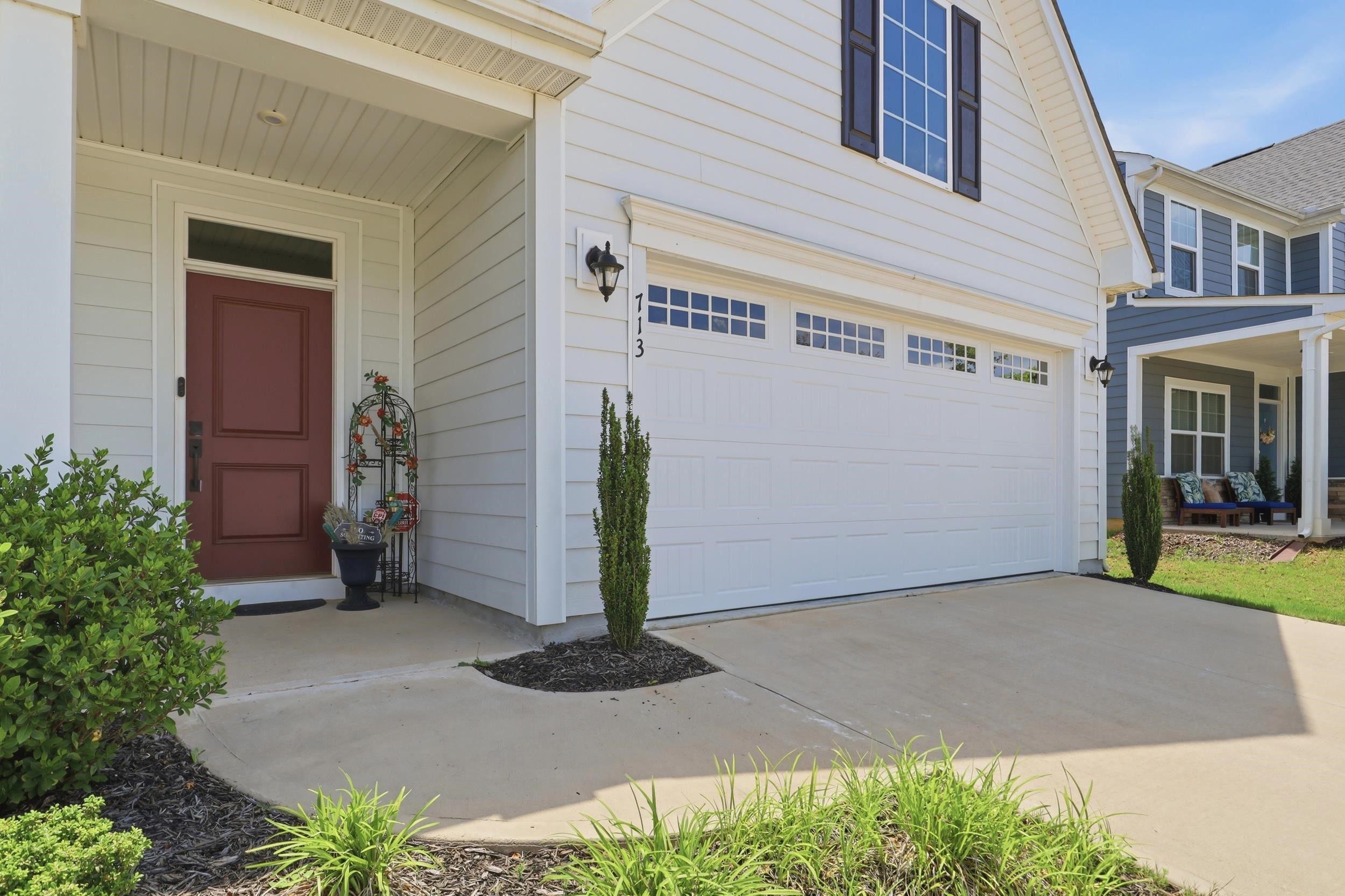 713 Lady Fern Drive Property Photo 10