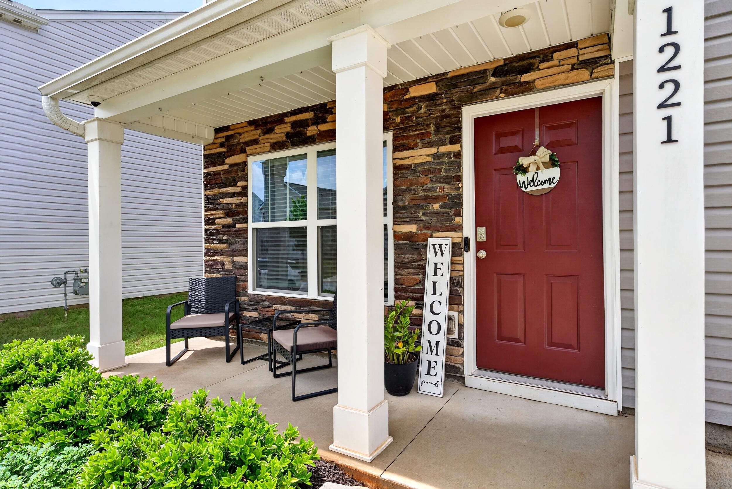 1221 Canter Place Property Photo 1