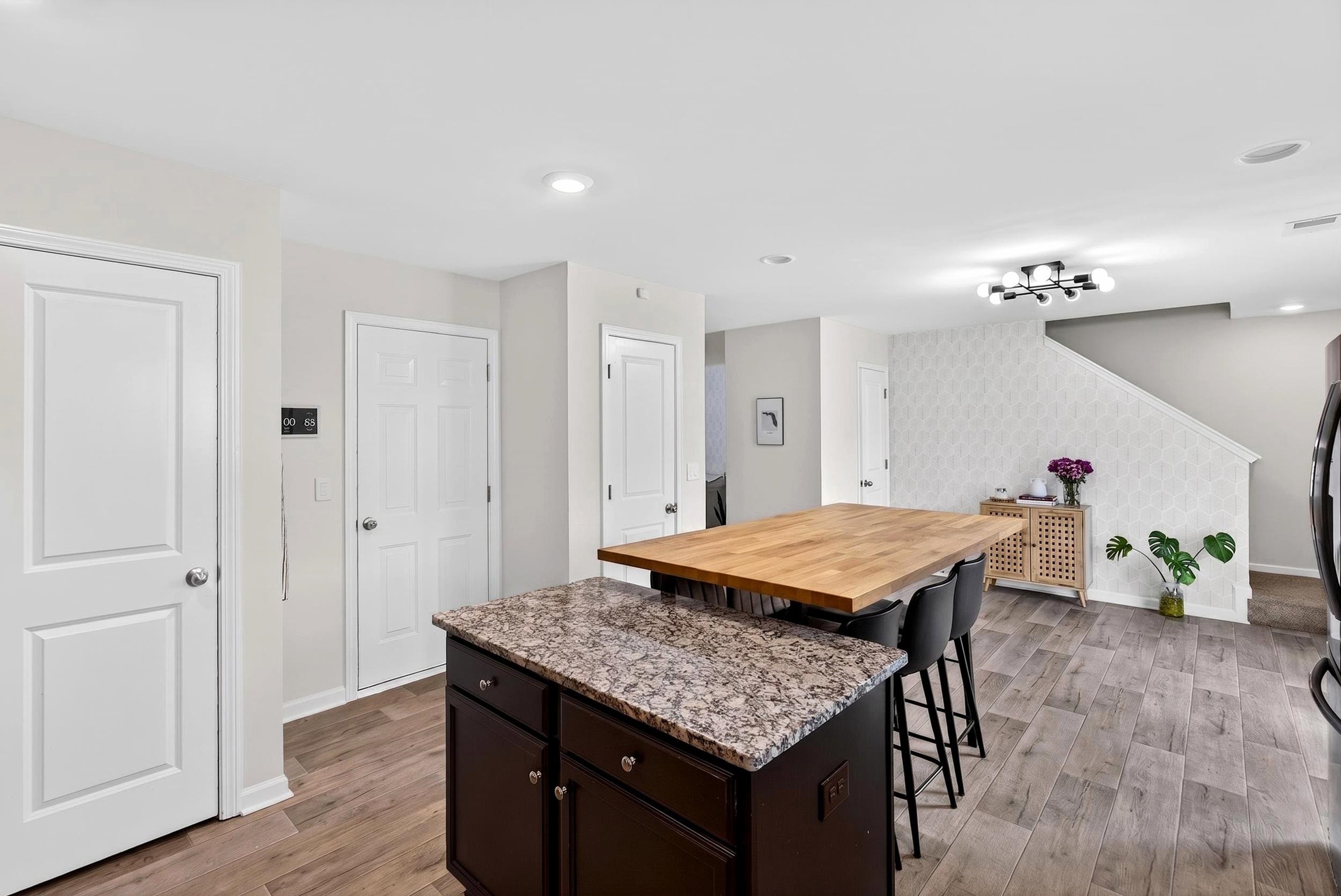 1221 Canter Place Property Photo 11
