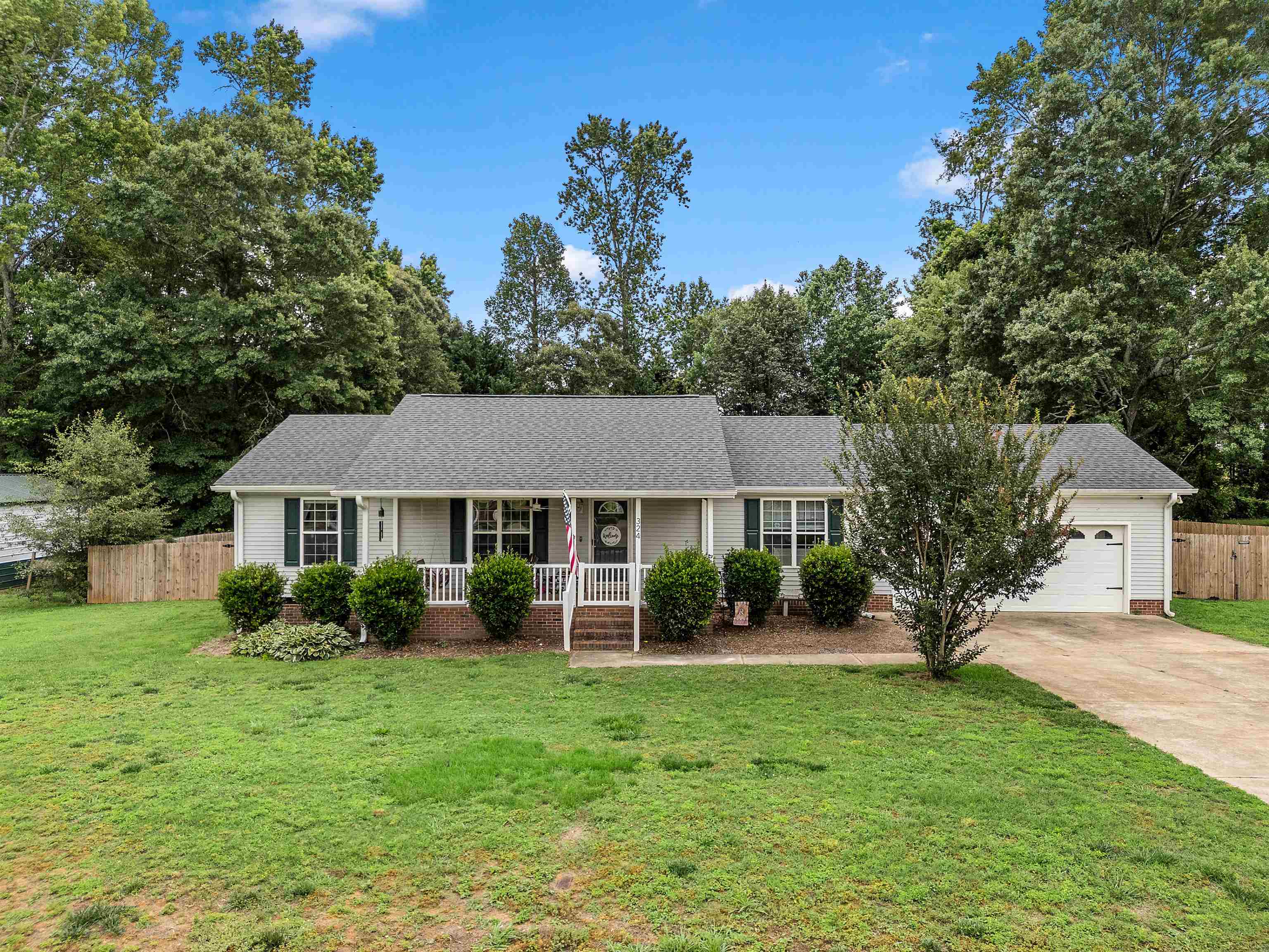324 Corey Drive Property Photo 1