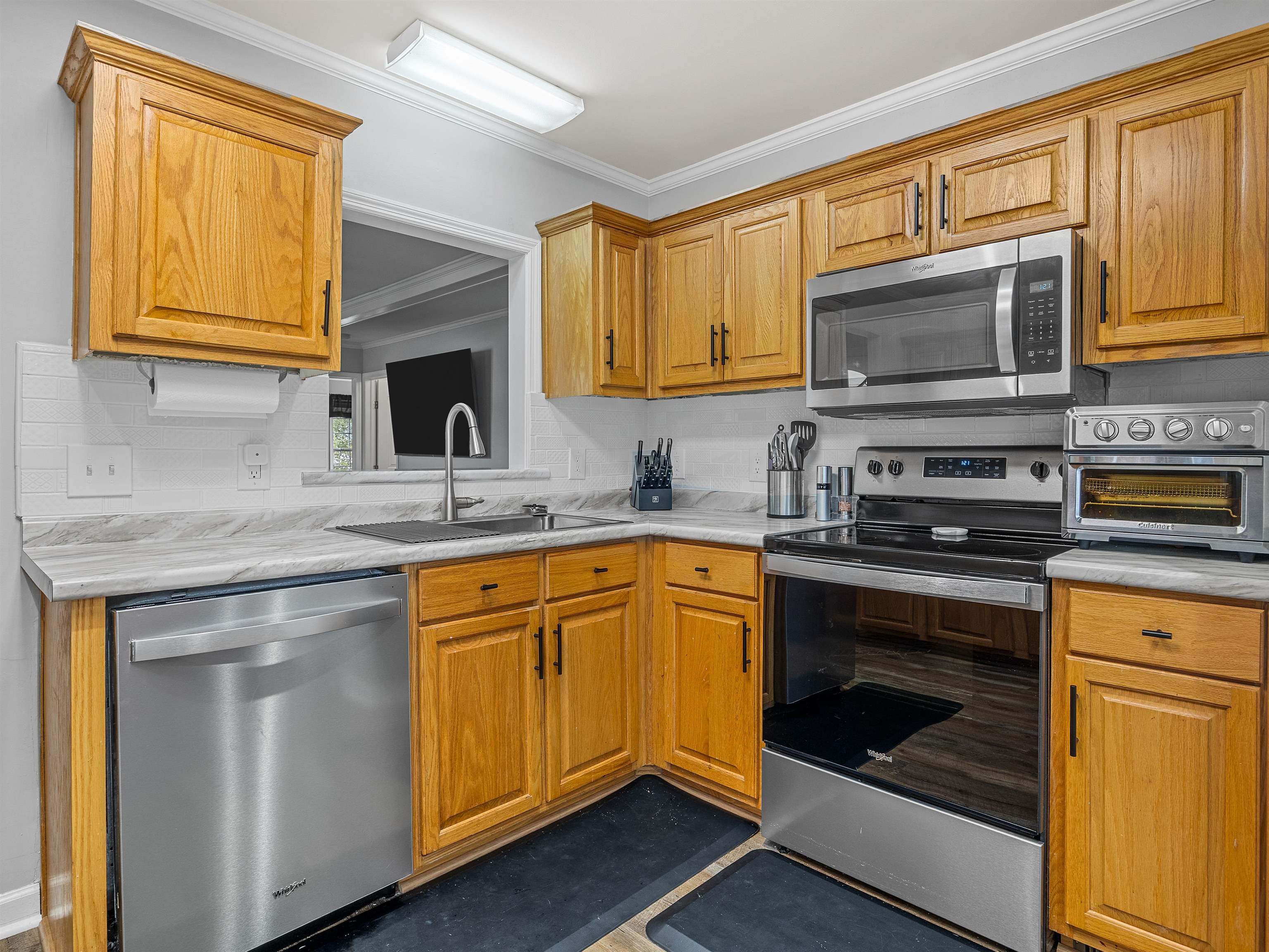 324 Corey Drive Property Photo 14