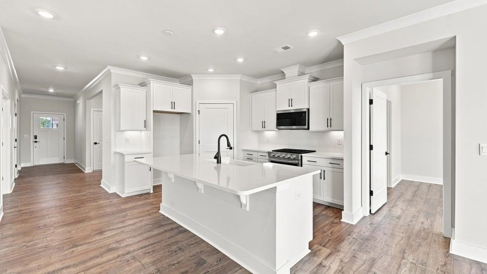 511 Frobisher Drive Property Photo 15