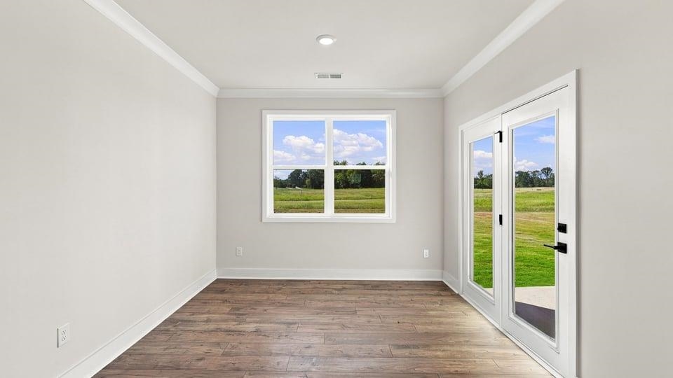 511 Frobisher Drive Property Photo 21