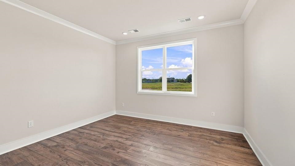 511 Frobisher Drive Property Photo 29