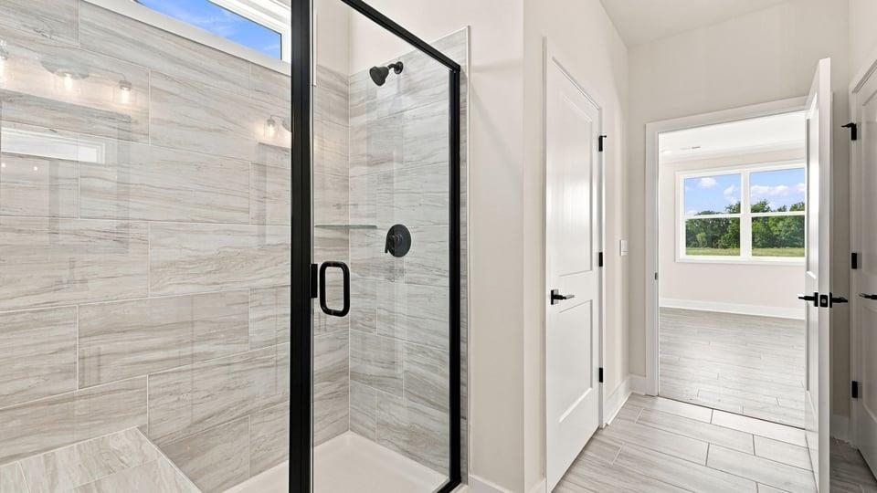 511 Frobisher Drive Property Photo 33