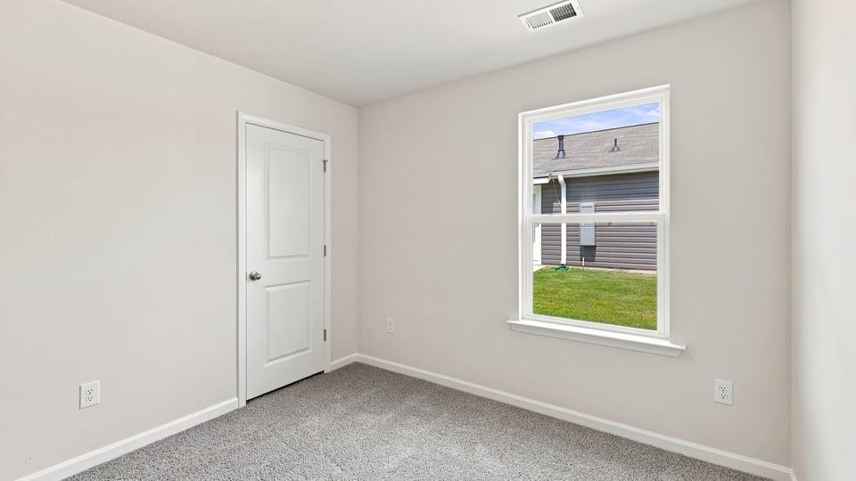 713 Longton Street Property Photo 23