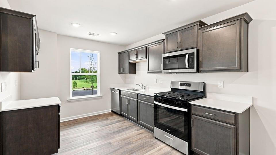 717 Longton Street Property Photo 11