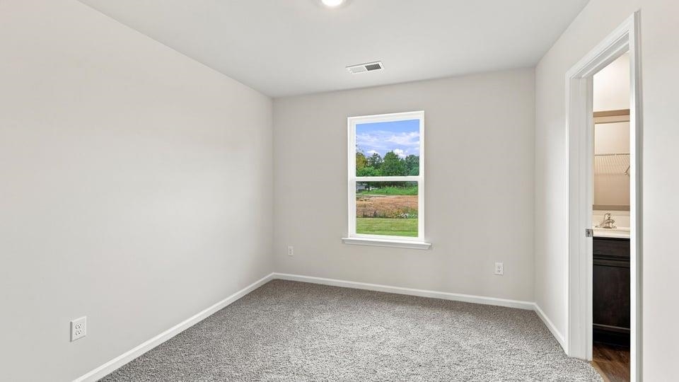 717 Longton Street Property Photo 29