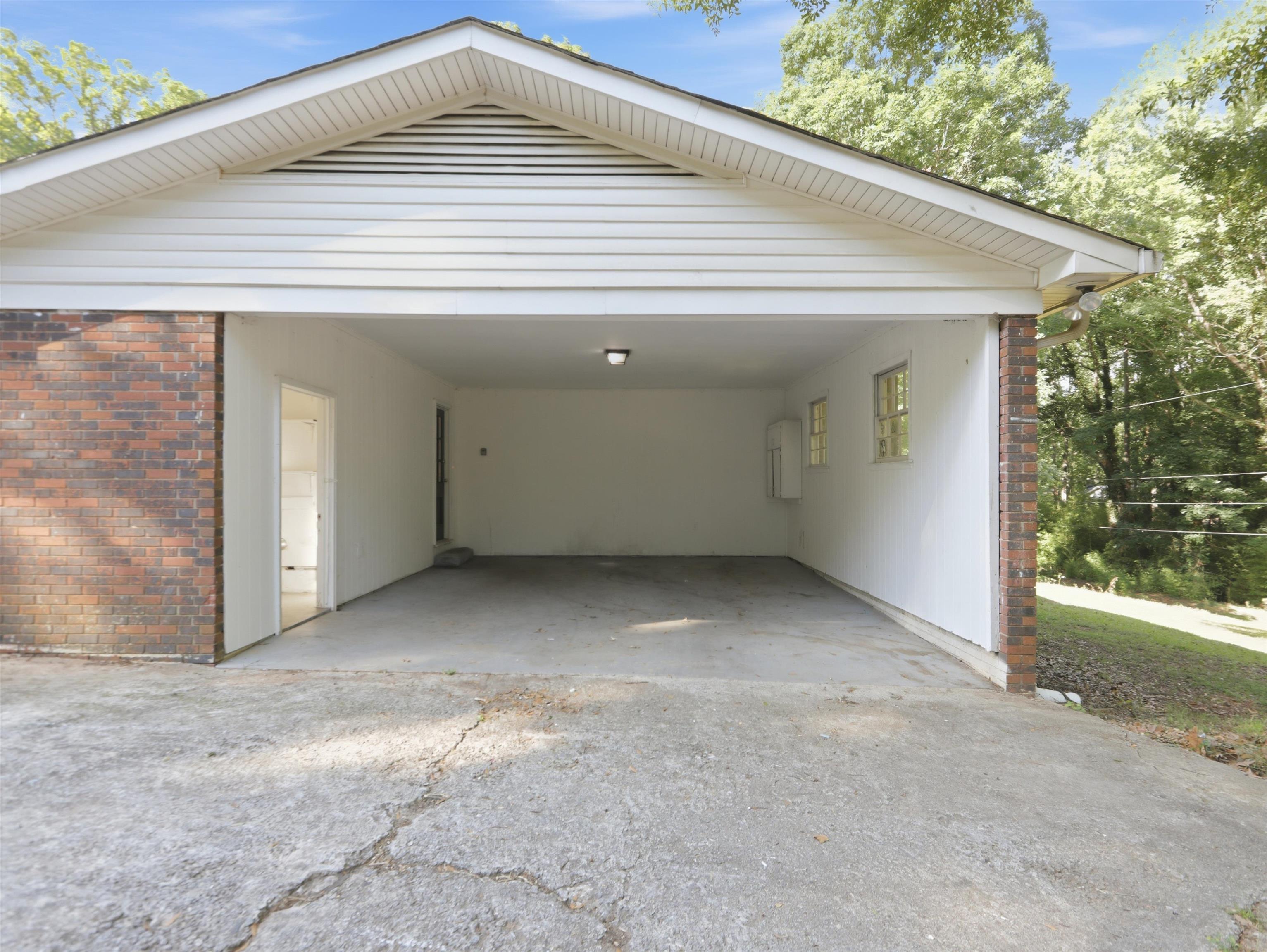 201 Tucker Rd Property Photo 3