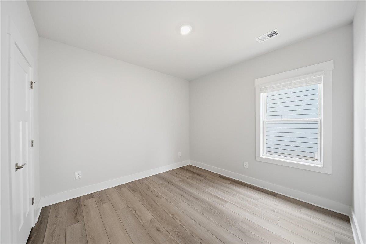 349 Allingham Road Property Photo 6