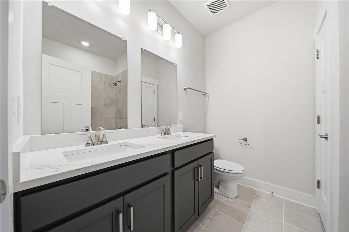 349 Allingham Road Property Photo 9