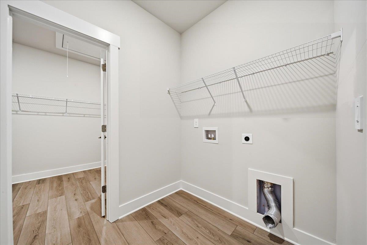 349 Allingham Road Property Photo 10