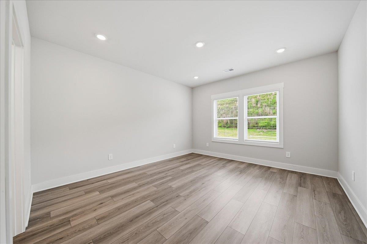 349 Allingham Road Property Photo 22