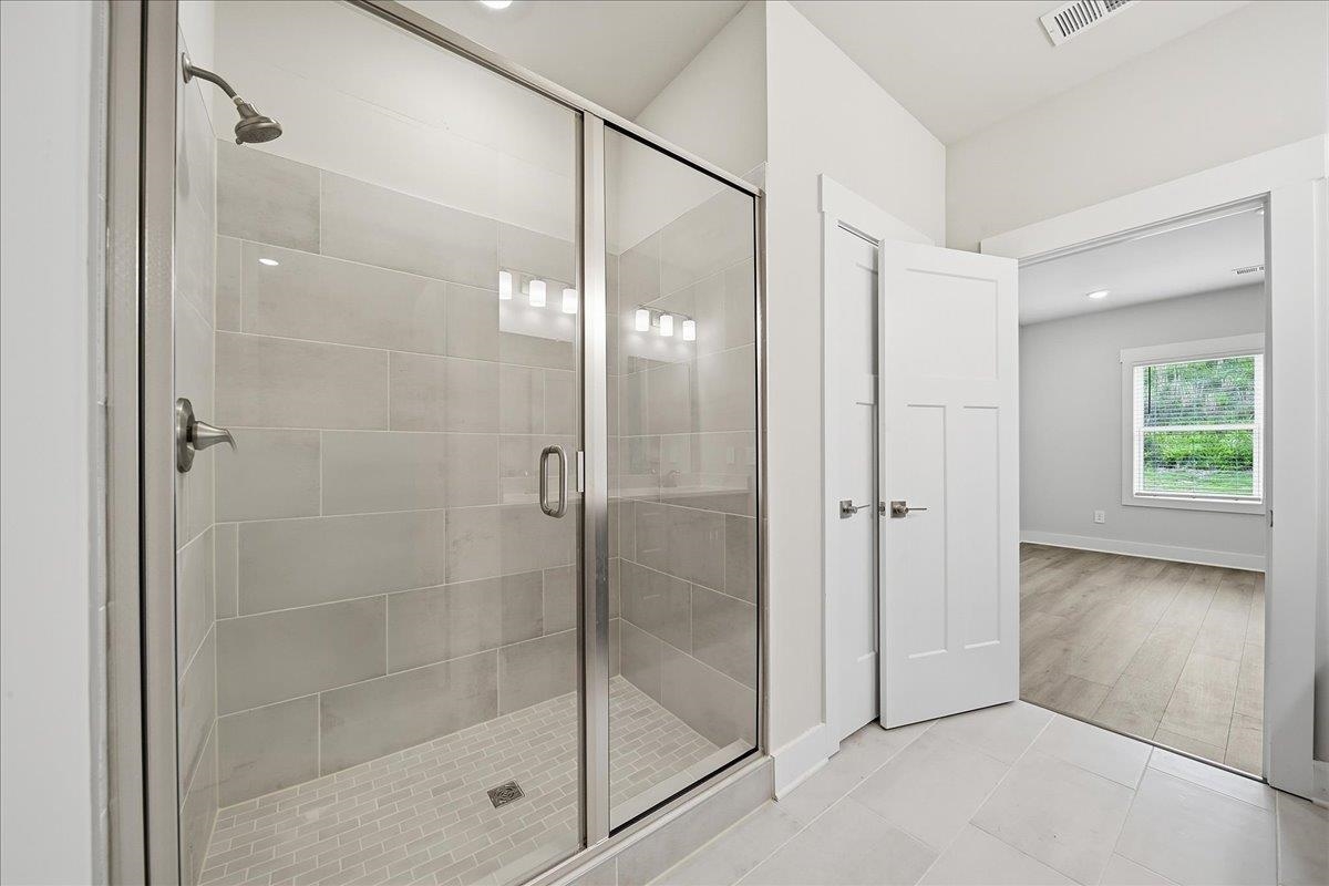 349 Allingham Road Property Photo 25