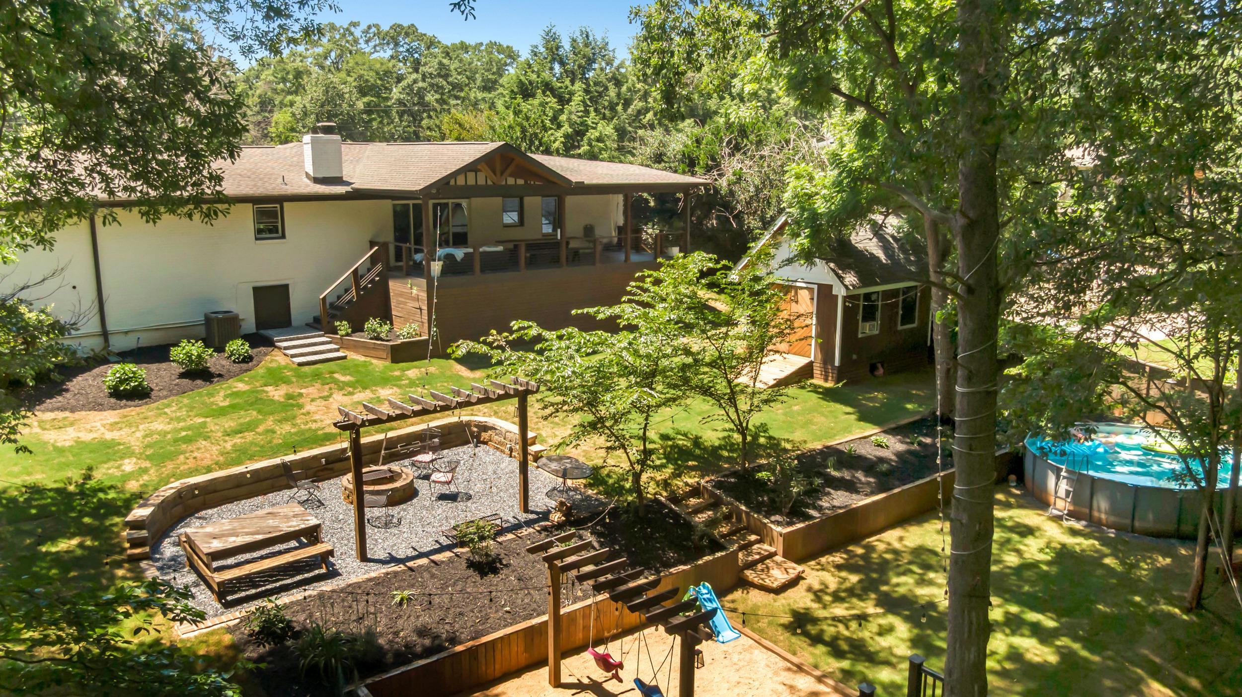 204 Montis Drive Property Photo 5