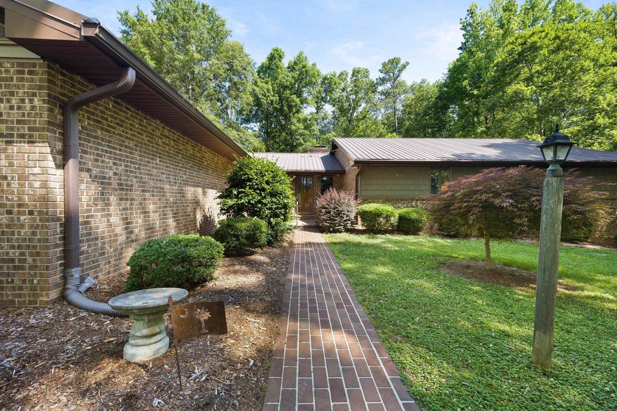 620 Walnut Grove Road Property Photo 12