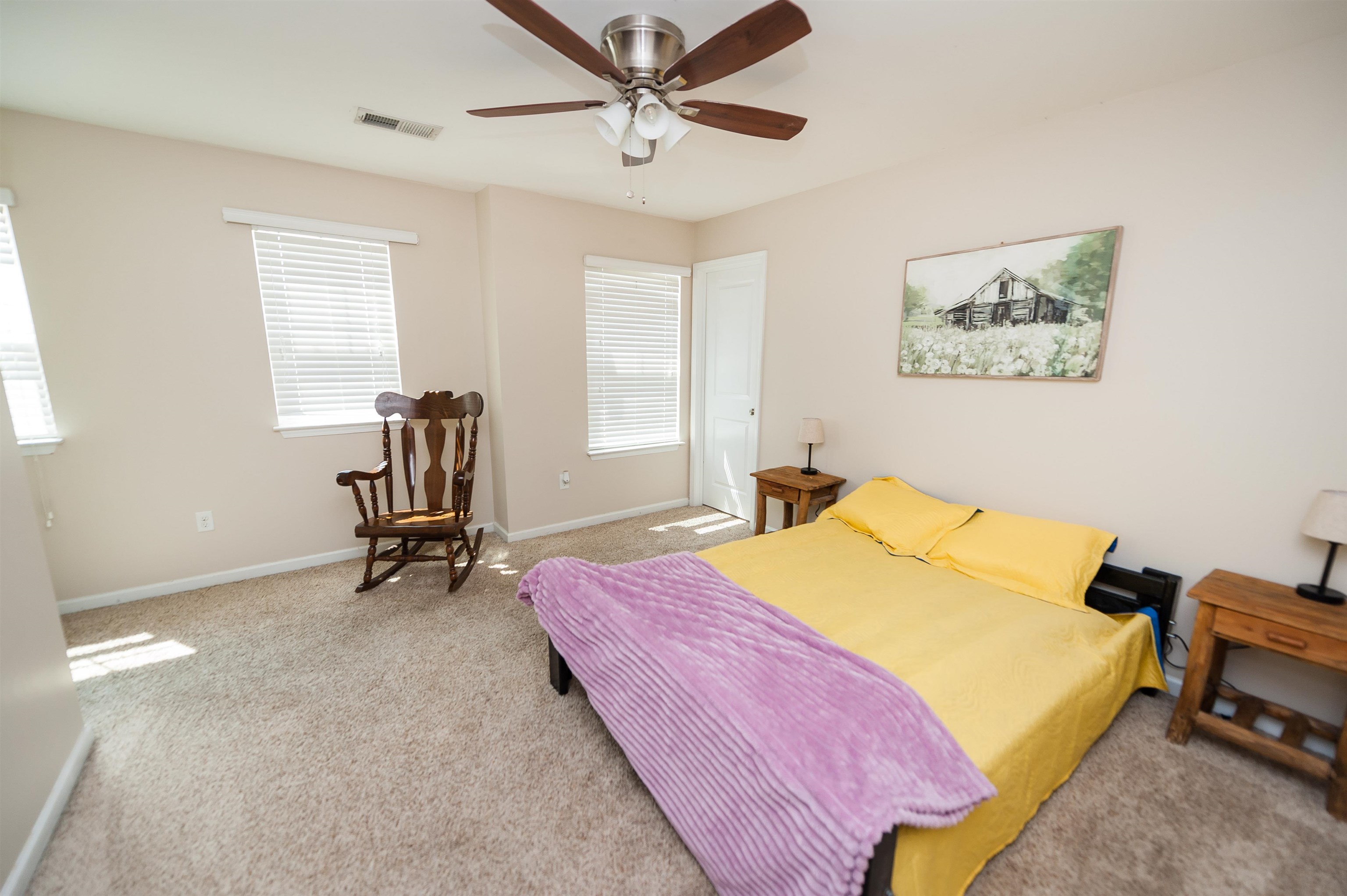 267 Castleton Circle Property Photo 23