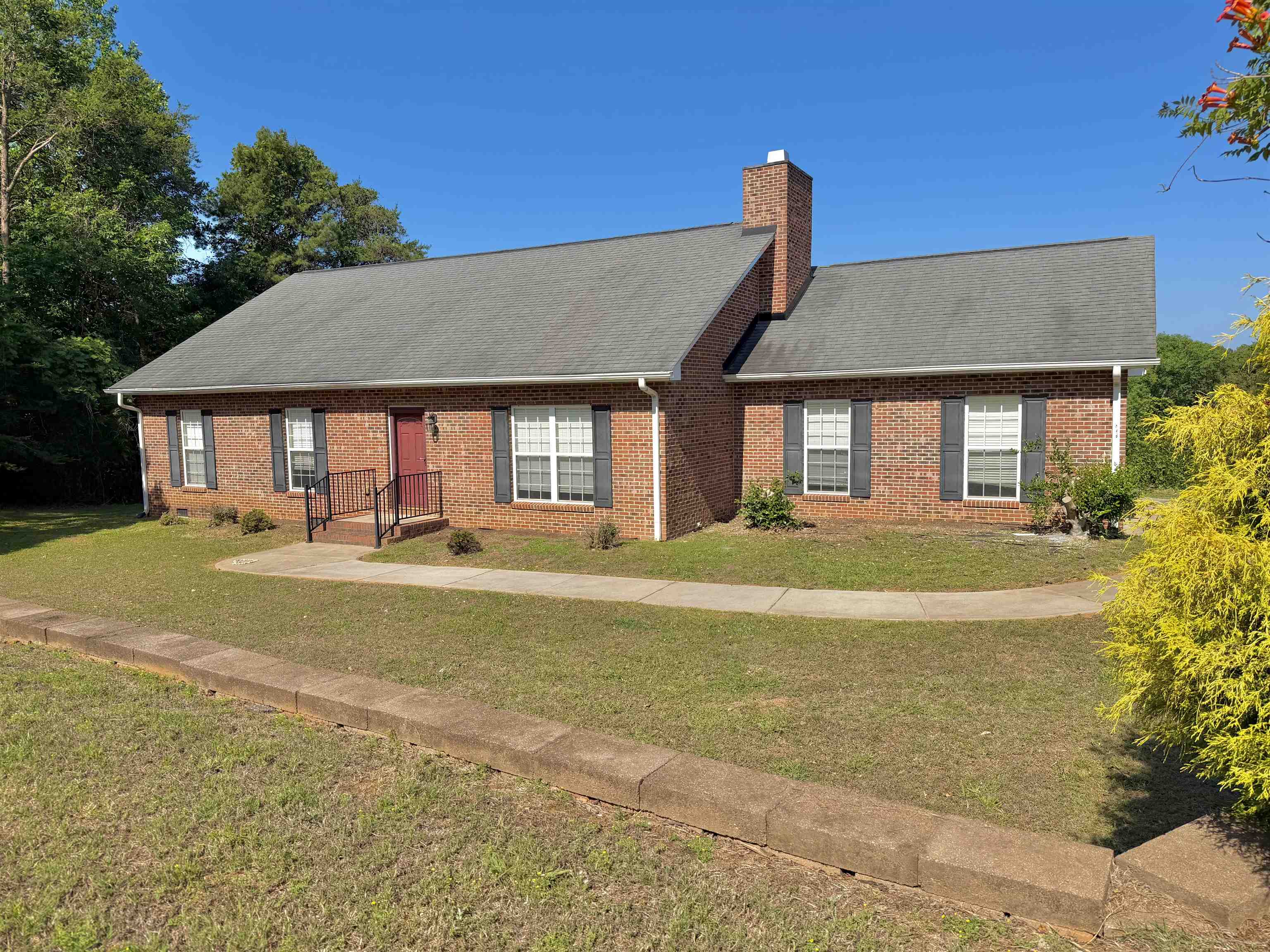 396 Will Landrum Rd Property Photo 3