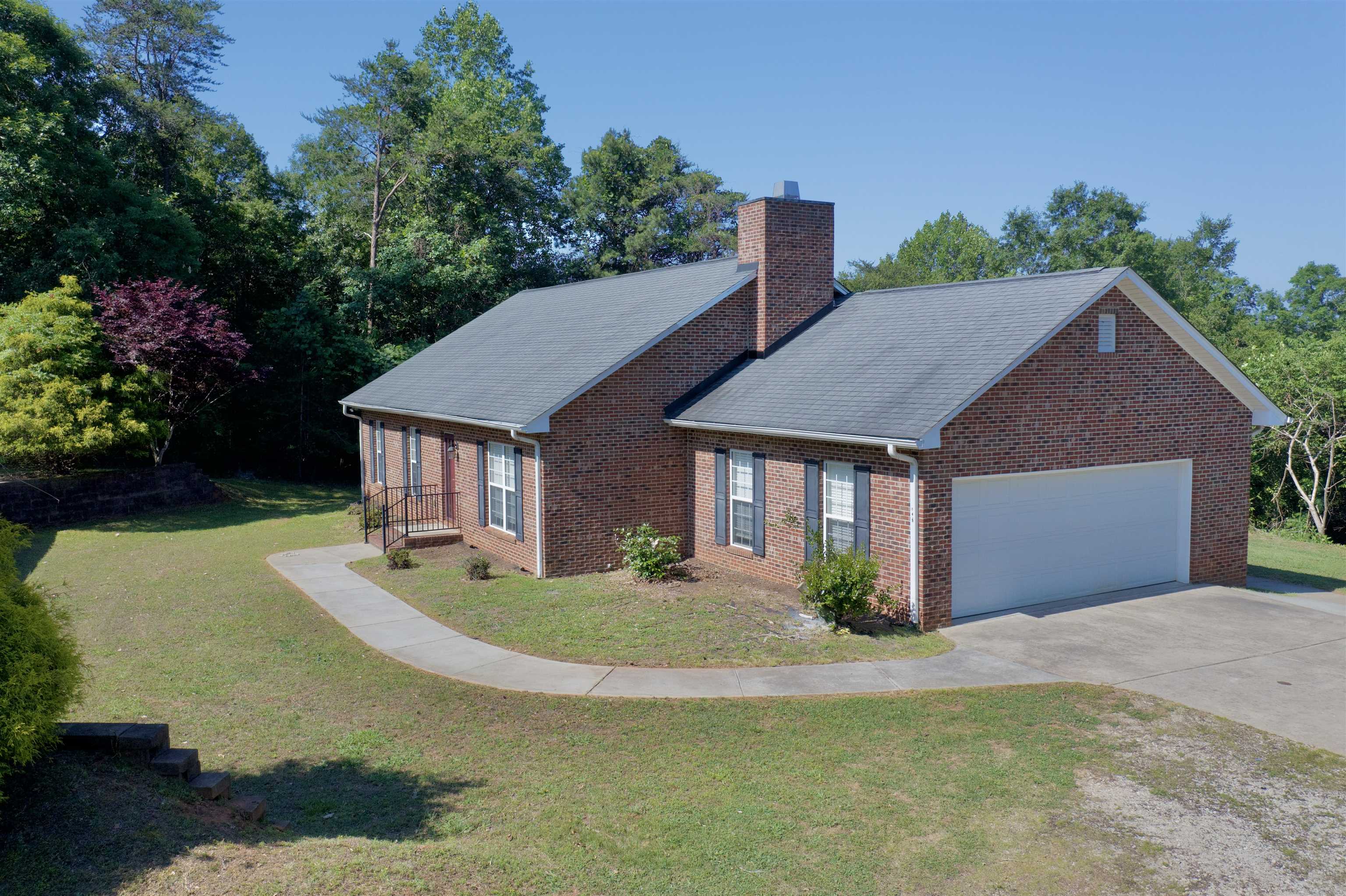 396 Will Landrum Rd Property Photo 4