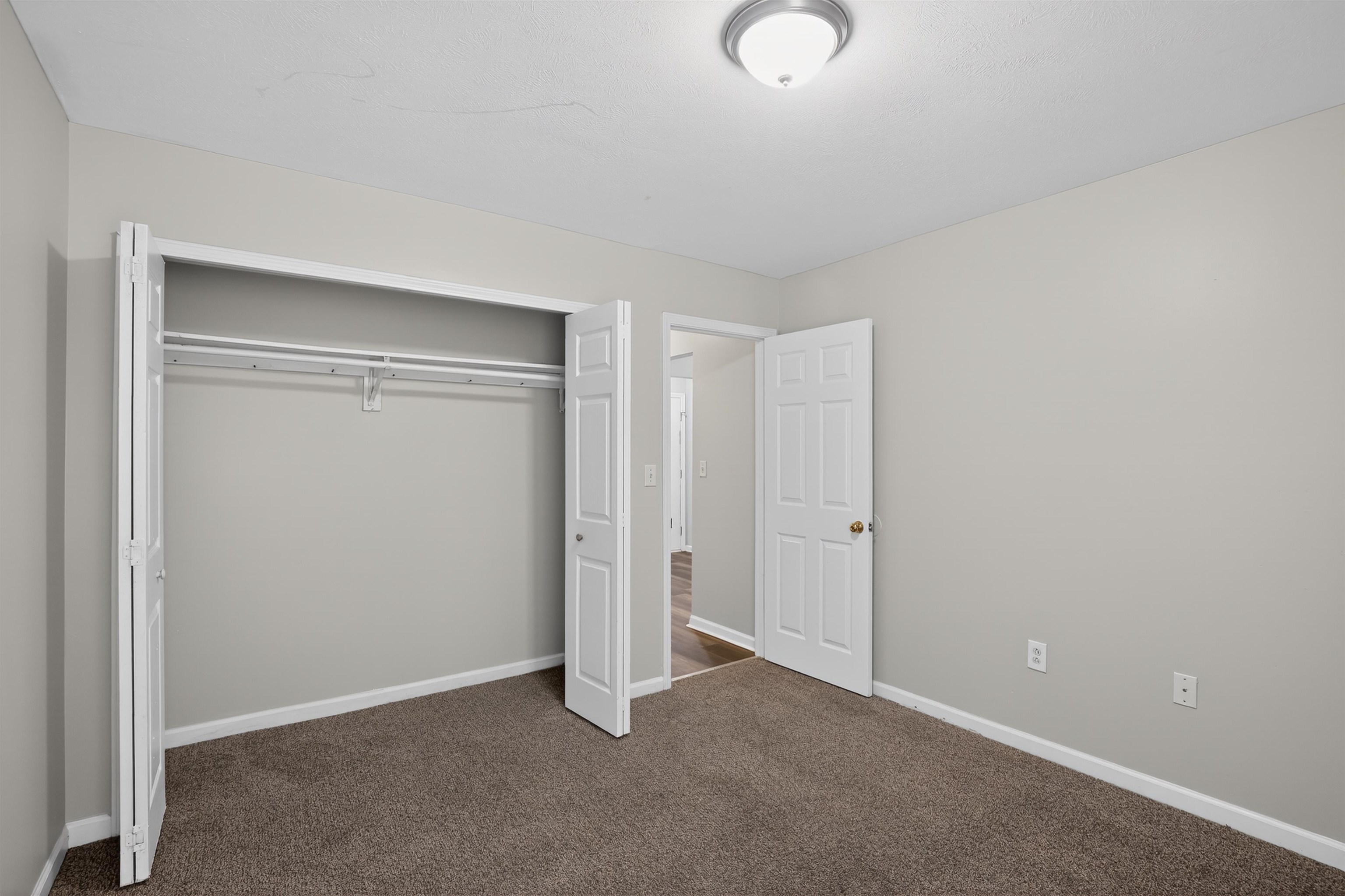 1869 Tamara Way Property Photo 20