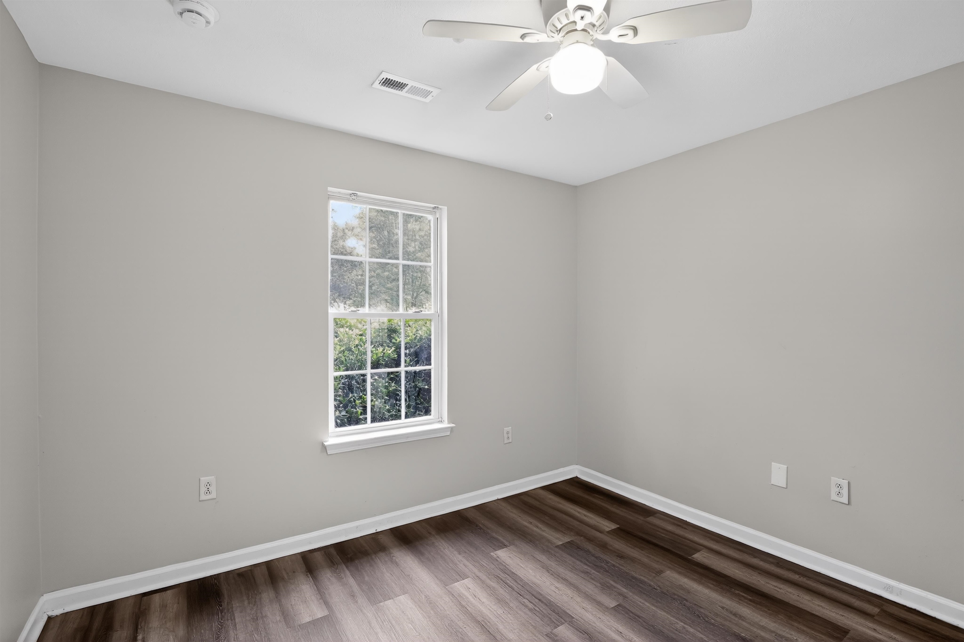 1869 Tamara Way Property Photo 22