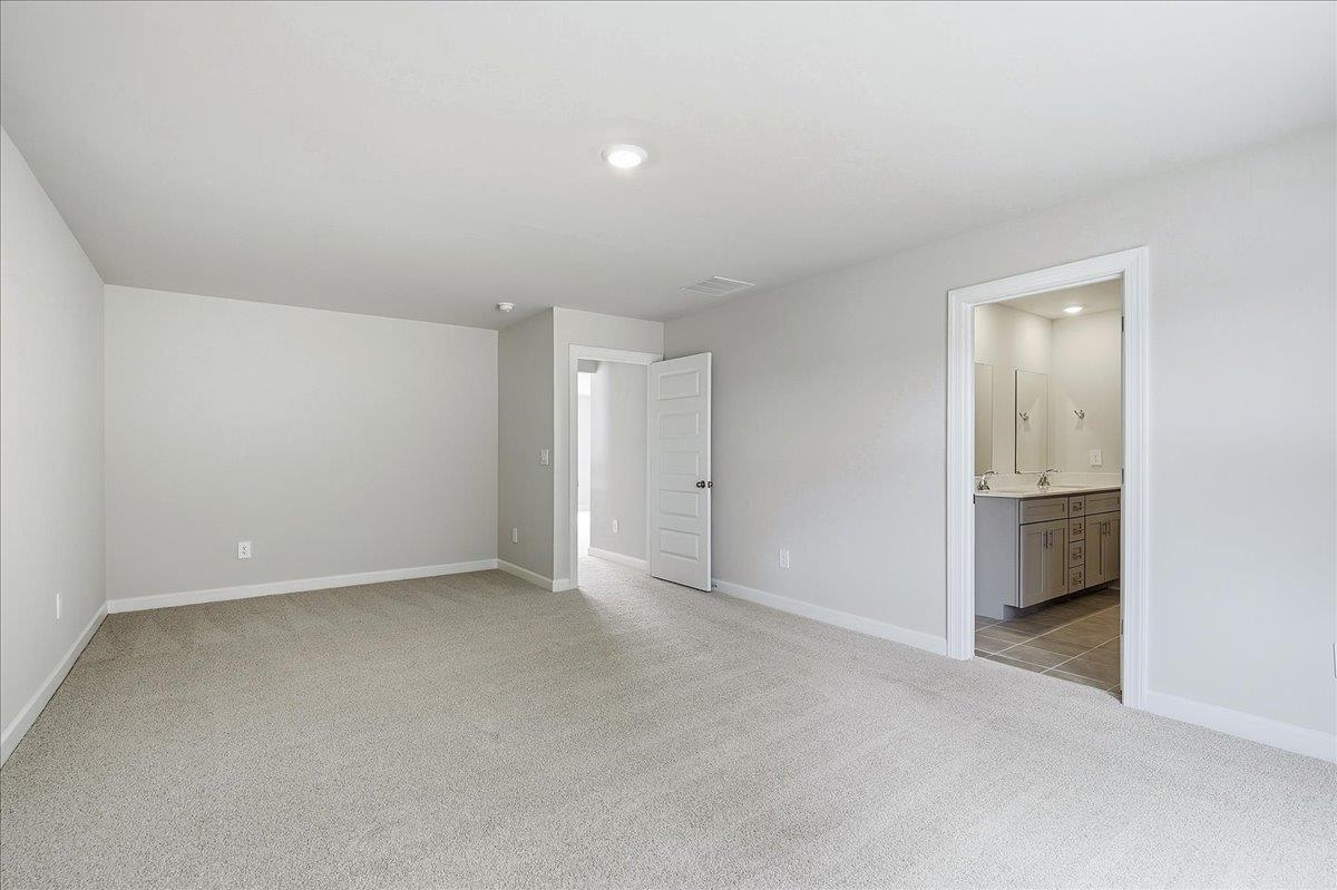914 Rising Oak Court Property Photo 20
