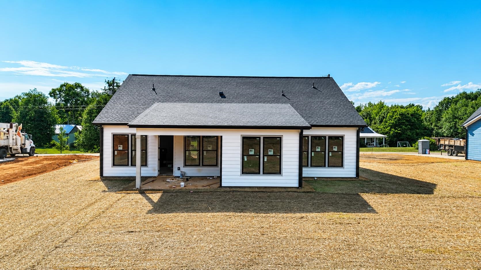 224 Sand Clay Road Property Photo 2