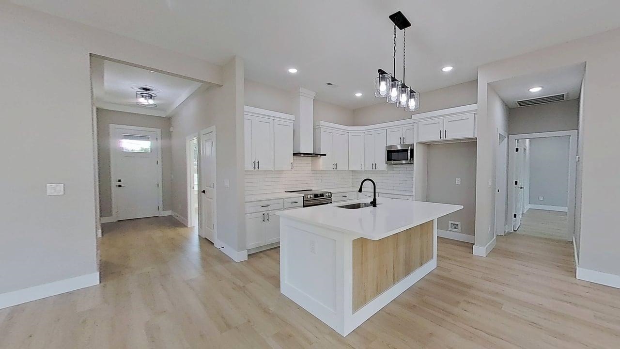 224 Sand Clay Road Property Photo 5