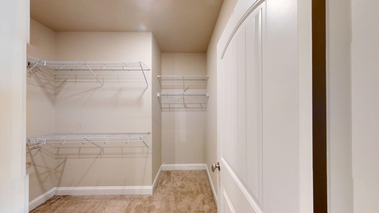 210 Claridge Way Property Photo 23