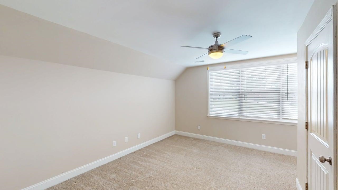 210 Claridge Way Property Photo 38
