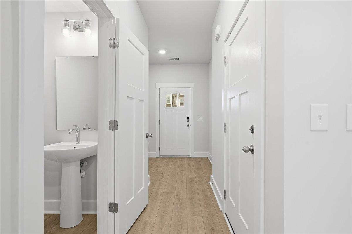 266 Telluride Way Property Photo 16