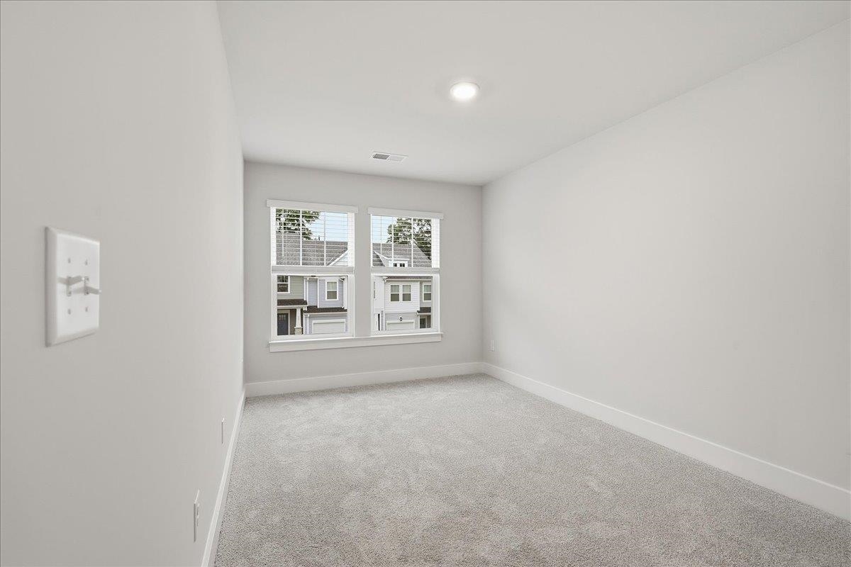 266 Telluride Way Property Photo 25