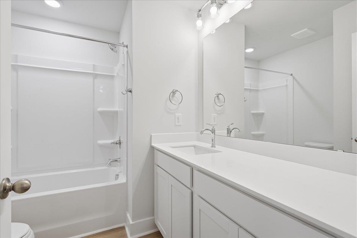 266 Telluride Way Property Photo 28