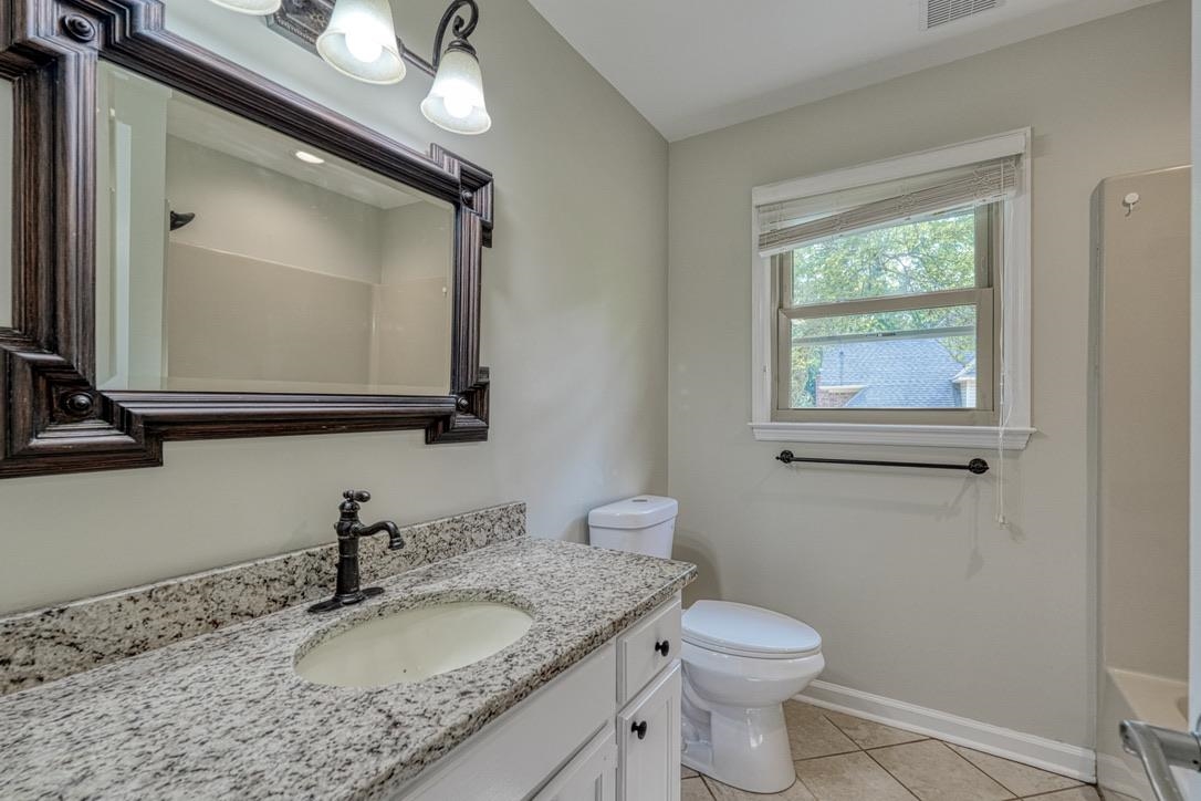 144 Hawk Creek Drive Property Photo 27