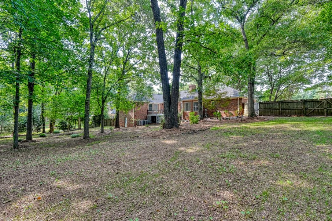144 Hawk Creek Drive Property Photo 41
